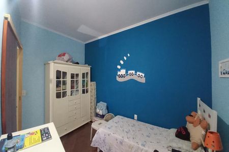 Casa à venda com 330m², 6 quartos e 2 vagasQuarto 2 