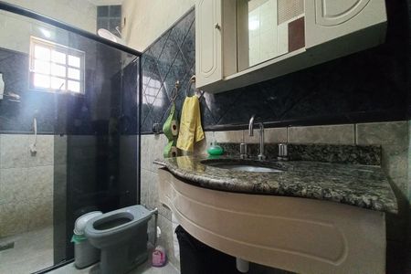 Casa à venda com 330m², 6 quartos e 2 vagasBanheiro