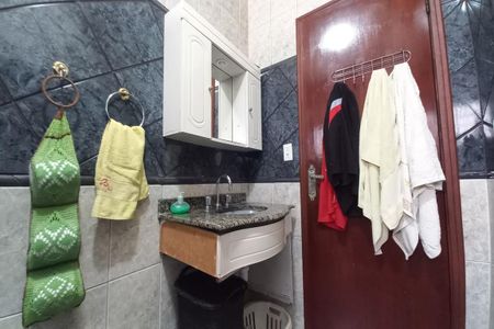 Casa à venda com 330m², 6 quartos e 2 vagasBanheiro