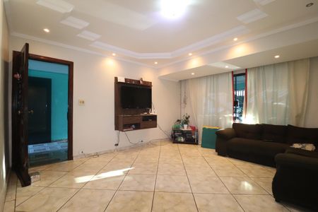 Casa à venda com 177m², 3 quartos e 4 vagasSala