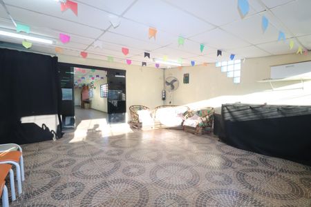 Casa à venda com 177m², 3 quartos e 4 vagasVaranda gourmet