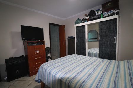 Casa à venda com 177m², 3 quartos e 4 vagasQuarto 1 suíte