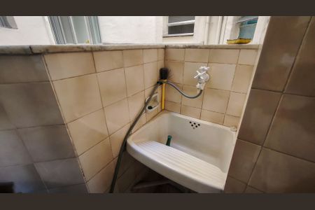 Apartamento à venda com 70m², 2 quartos e 1 vagaÁrea de Serviço