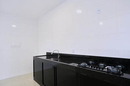 Casa para alugar com 200m², 3 quartos e 2 vagas Casa para alugar com 200m², 3 quartos e 2 vagasCozinha e Área de Serviço