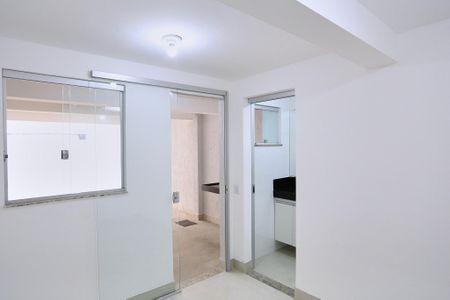 Casa para alugar com 200m², 3 quartos e 2 vagas Casa para alugar com 200m², 3 quartos e 2 vagasQuarto de Serviço