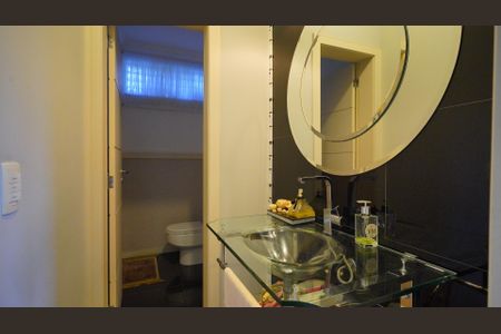 Casa de condomínio para alugar com 500m², 6 quartos e 3 vagaslavabo da sala