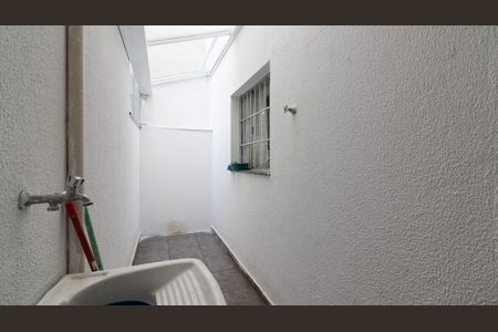 Casa à venda com 535m², 2 quartos e 1 vagaÁrea de Serviço