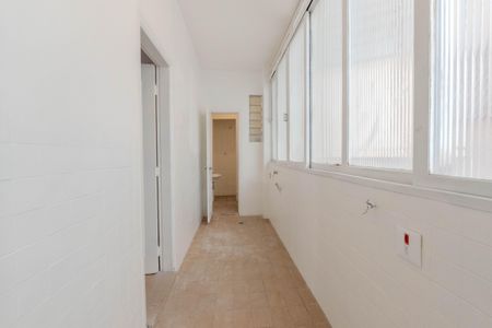 Apartamento para alugar com 450m², 6 quartos e 2 vagas Apartamento para alugar com 450m², 6 quartos e 2 vagasÁrea de Serviço