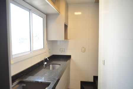 Apartamento à venda com 80m², 2 quartos e 2 vagasCozinha