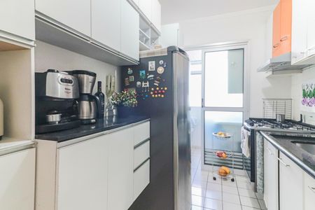 Apartamento à venda com 63m², 3 quartos e 1 vaga Apartamento à venda com 63m², 3 quartos e 1 vagaCozinha e Área de Serviço