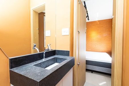 Studio à venda com 30m², 1 quarto e sem vaga Studio à venda com 30m², 1 quarto e sem vagaBanheiro