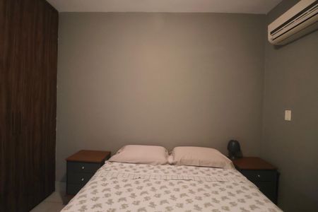 Apartamento para alugar com 250m², 4 quartos e 2 vagas Apartamento para alugar com 250m², 4 quartos e 2 vagasSuíte 2