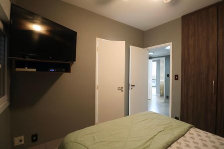 Apartamento para alugar com 250m², 4 quartos e 2 vagas Apartamento para alugar com 250m², 4 quartos e 2 vagasSuíte 2