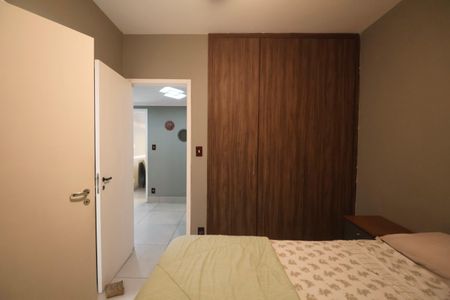 Apartamento para alugar com 250m², 4 quartos e 2 vagas Apartamento para alugar com 250m², 4 quartos e 2 vagasSuíte 2