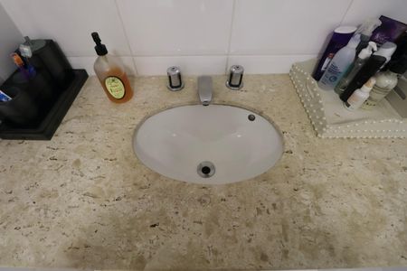 Apartamento para alugar com 250m², 4 quartos e 2 vagas Apartamento para alugar com 250m², 4 quartos e 2 vagasBanheiro Suíte 2