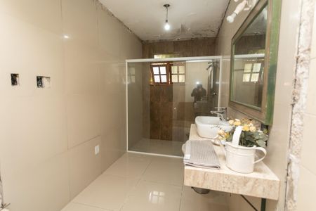 Casa à venda com 212m², 4 quartos e 2 vagasEdícula