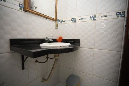 Casa à venda com 212m², 4 quartos e 2 vagasBanheiro da Suíte