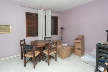 Casa à venda com 212m², 4 quartos e 2 vagasEdícula