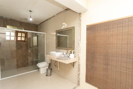 Casa à venda com 212m², 4 quartos e 2 vagasEdícula