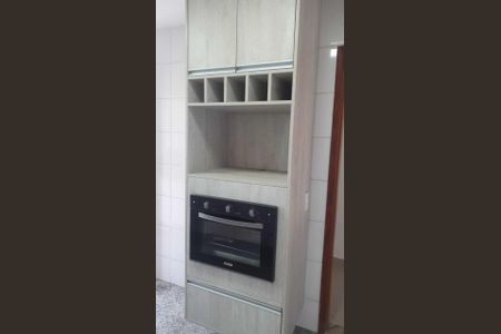 Casa de condomínio à venda com 220m², 4 quartos e 1 vagaCozinha - Armários