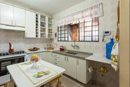 Casa à venda com 240m², 4 quartos e 3 vagasCozinha