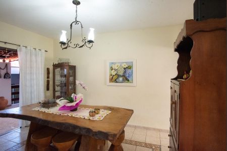 Casa à venda com 240m², 4 quartos e 3 vagasSala de Jantar