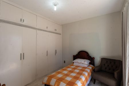 Casa à venda com 240m², 4 quartos e 3 vagasQuarto 2