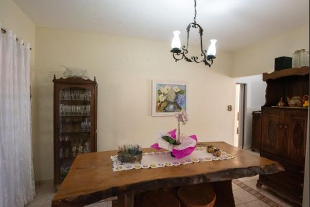 Casa à venda com 240m², 4 quartos e 3 vagasSala de Jantar