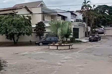Casa de condomínio à venda com 250m², 4 quartos e 2 vagasÁrea comum 