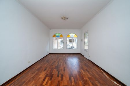 Casa à venda com 140m², 3 quartos e 2 vagasSala de estar