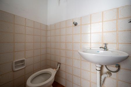 Casa à venda com 140m², 3 quartos e 2 vagasBanheiro de serviço