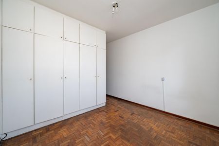 Casa à venda com 140m², 3 quartos e 2 vagasSuíte