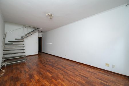 Casa à venda com 140m², 3 quartos e 2 vagasSala de estar