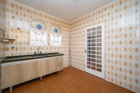 Casa à venda com 140m², 3 quartos e 2 vagasCozinha