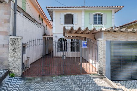 Casa à venda com 140m², 3 quartos e 2 vagasFachada