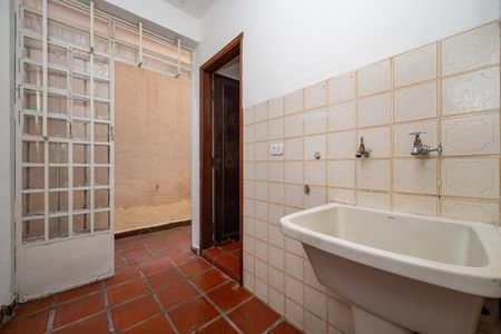 Casa à venda com 140m², 3 quartos e 2 vagasÁrea de Serviço