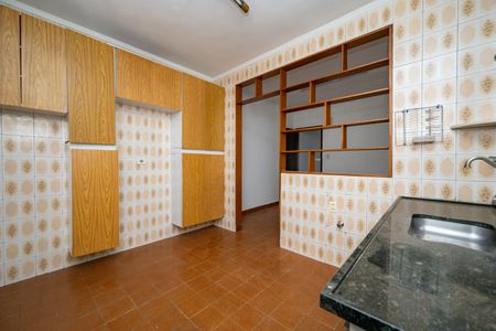 Casa à venda com 140m², 3 quartos e 2 vagasCozinha