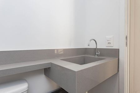 Apartamento à venda com 37m², 2 quartos e sem vagaBanheiro