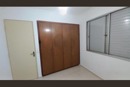 Apartamento à venda com 3 quartos, 75m² em Jardim Londrina, São Paulo
