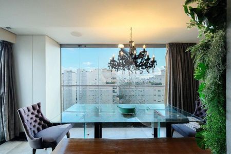 Apartamento à venda com 1 quarto, 104m² em Vila Nova Conceição, São Paulo