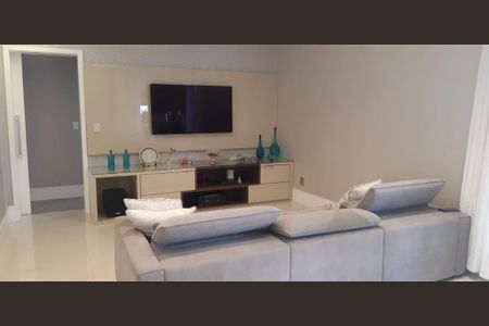 Apartamento à venda com 165m², 3 quartos e 4 vagas