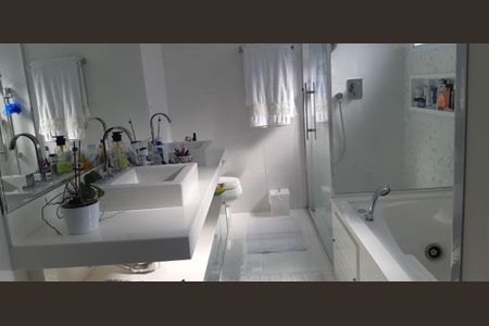 Apartamento à venda com 165m², 3 quartos e 4 vagas