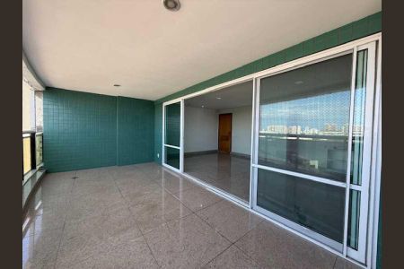 Apartamento à venda com 160m², 4 quartos e 2 vagas
