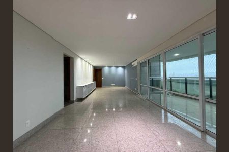 Apartamento à venda com 160m², 4 quartos e 2 vagas