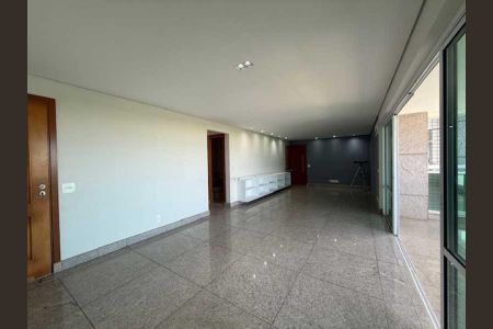 Apartamento à venda com 160m², 4 quartos e 2 vagas