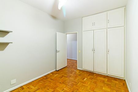 Apartamento à venda com 198m², 3 quartos e 2 vagasQuarto 2