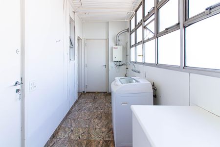 Apartamento à venda com 198m², 3 quartos e 2 vagasÁrea de Serviço