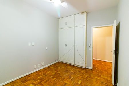 Apartamento à venda com 198m², 3 quartos e 2 vagasQuarto 1