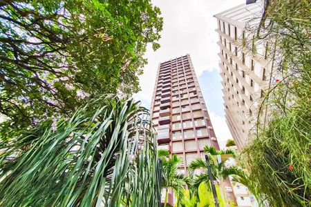 Apartamento à venda com 198m², 3 quartos e 2 vagasFachada