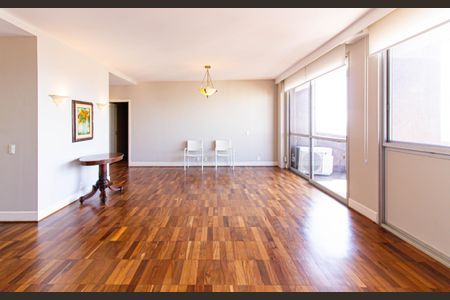 Sala de apartamento à venda com 3 quartos, 198m² em Perdizes, São Paulo